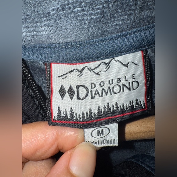 Double Diamond Women’s Jacket Waterproof Windbreaker  Pockets Zipper Size Medium - Picture 3 of 16